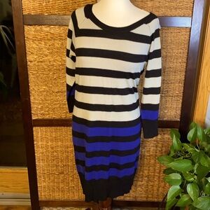 Allison Brittney Med sweater dress gray,black and blue